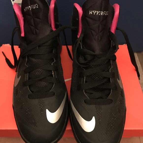 Nike Hyperfuse - Picture 2 of 6